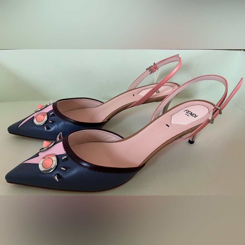 FENDI PUMPS💕HOST PICK💕 - Picture 10 of 16